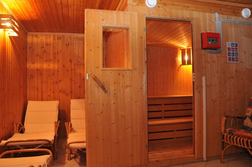 Haus Miriam Hotel Sankt Lorenzen ob Murau Bagian luar foto