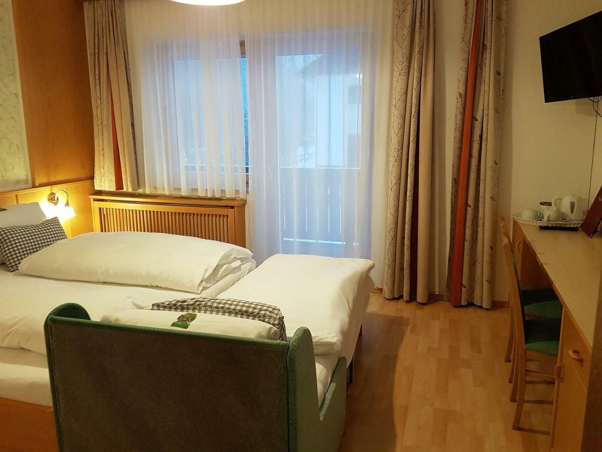 Haus Miriam Hotel Sankt Lorenzen ob Murau Bagian luar foto